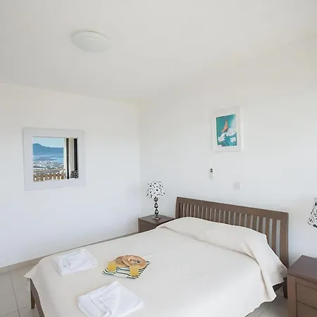 Tavrou Enas - Stunning 3 Bedroom Latchi With Pool With Panoramic Views Neo Chorio