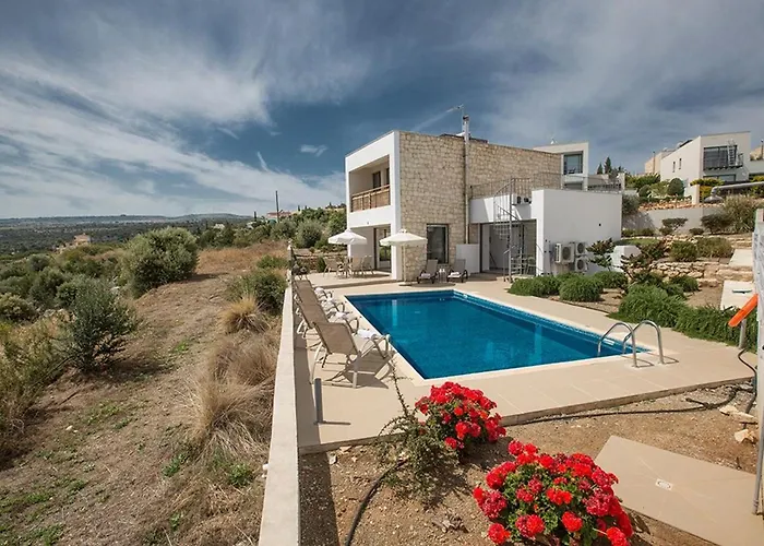 Tavrou Enas - Stunning 3 Bedroom Latchi With Pool With Panoramic Villa Néo Horió